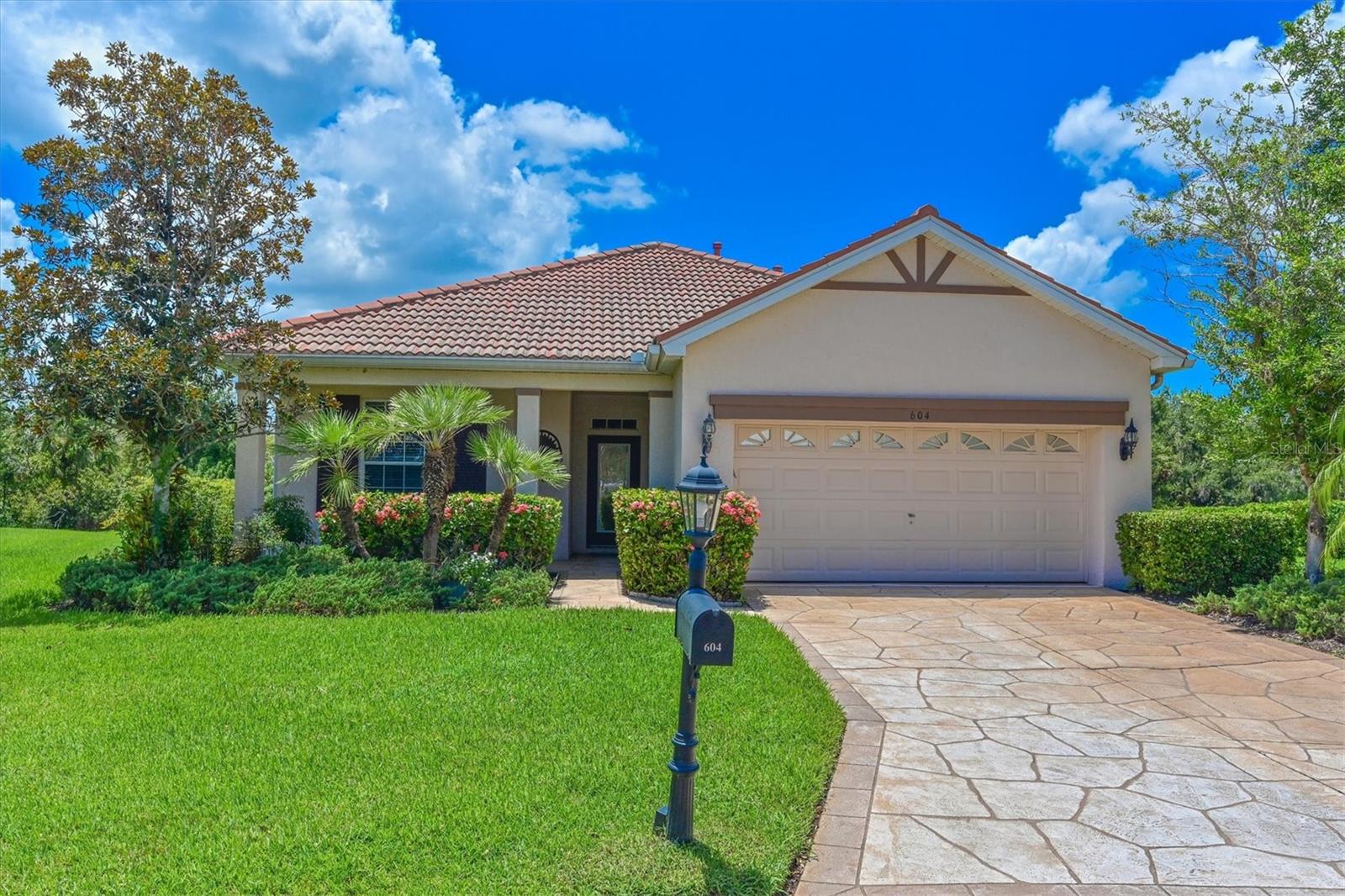 604 MISTY POND CT