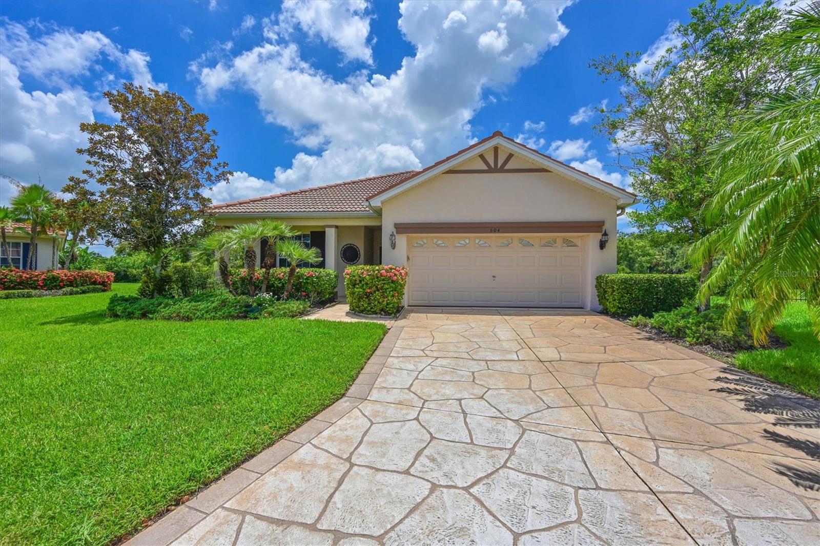 604 MISTY POND CT
