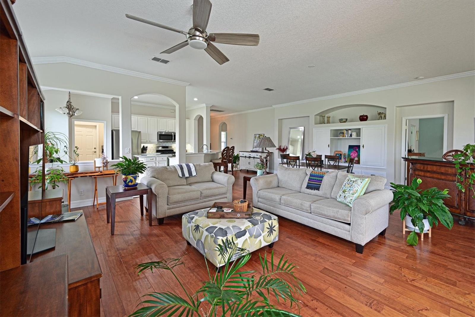 604 MISTY POND CT