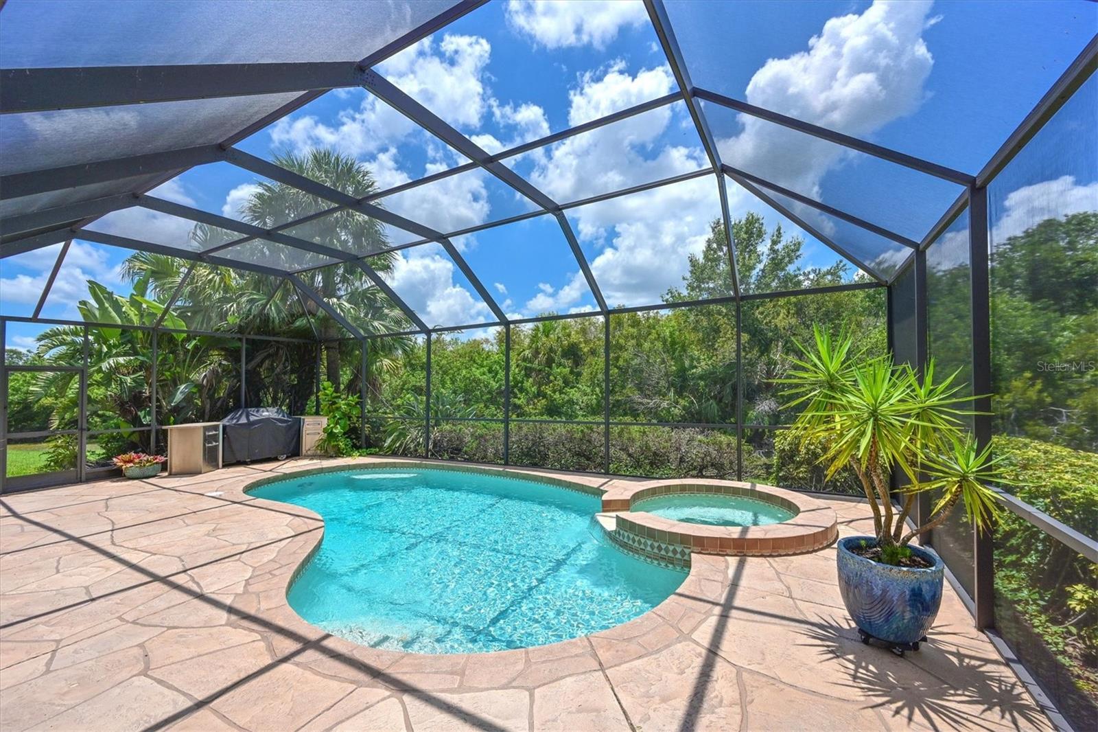 604 MISTY POND CT
