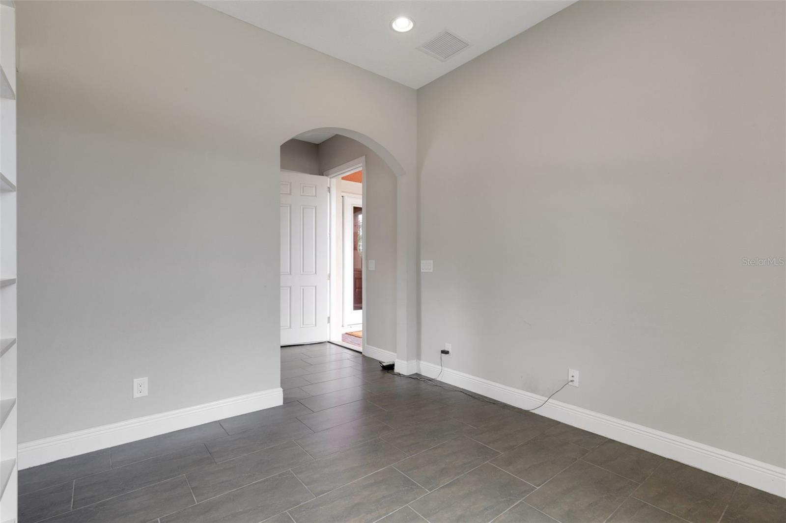 5203 LAKE OVERLOOK AVE