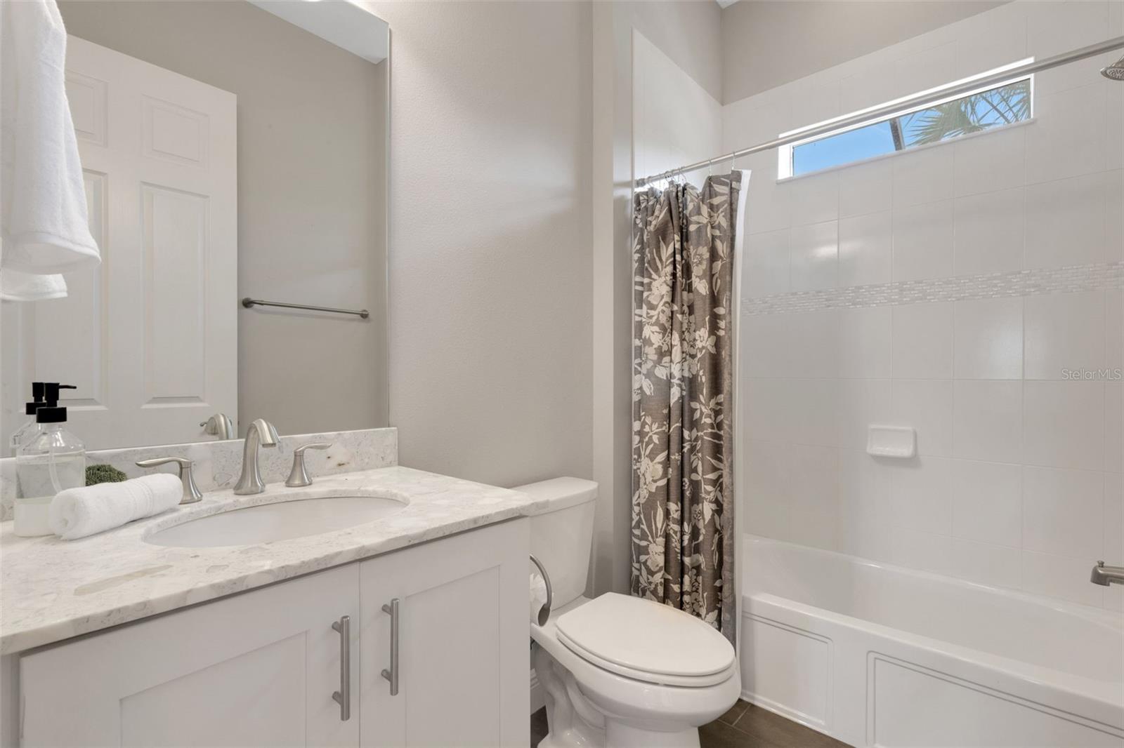 5203 LAKE OVERLOOK AVE