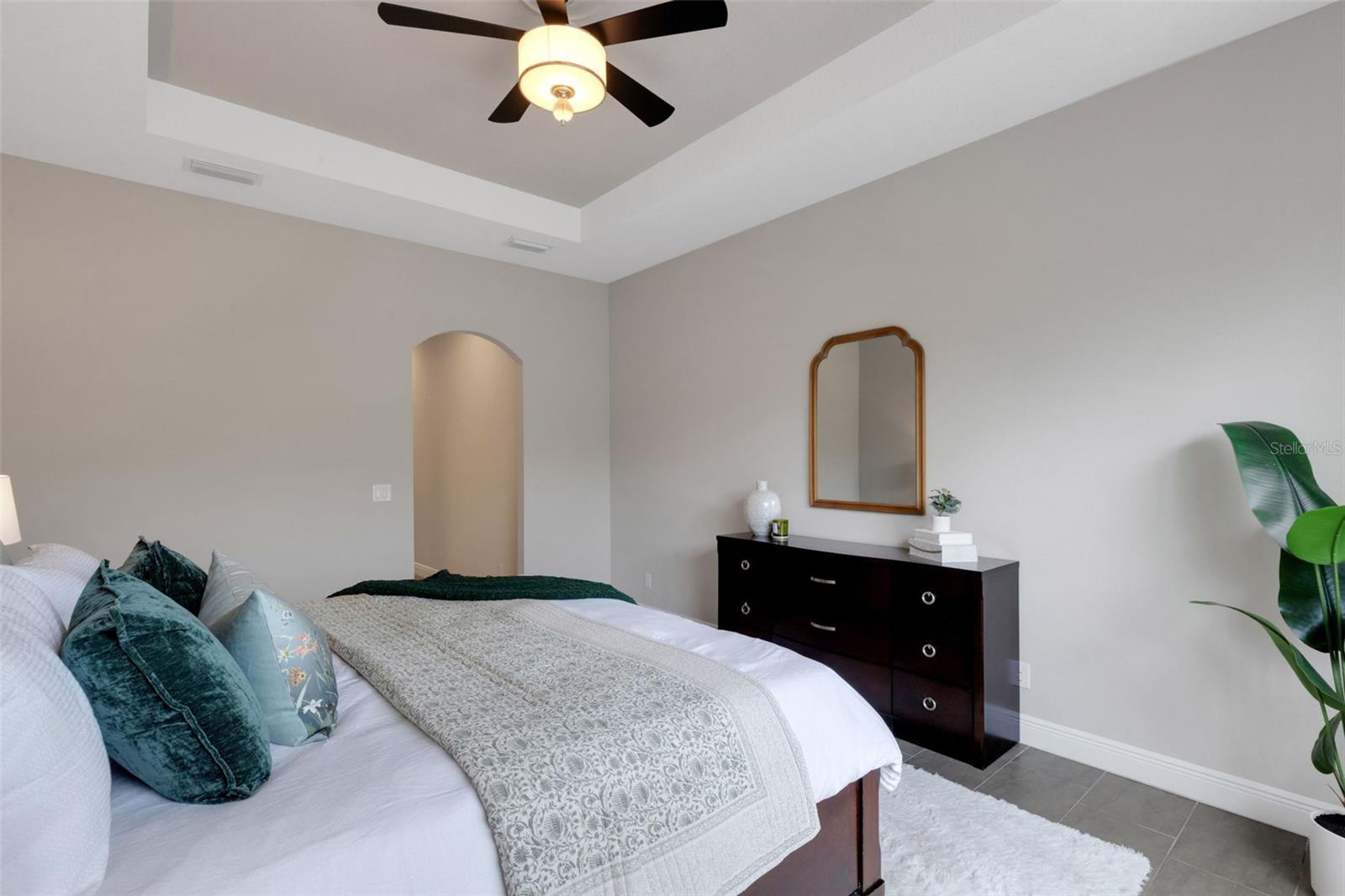 5203 LAKE OVERLOOK AVE