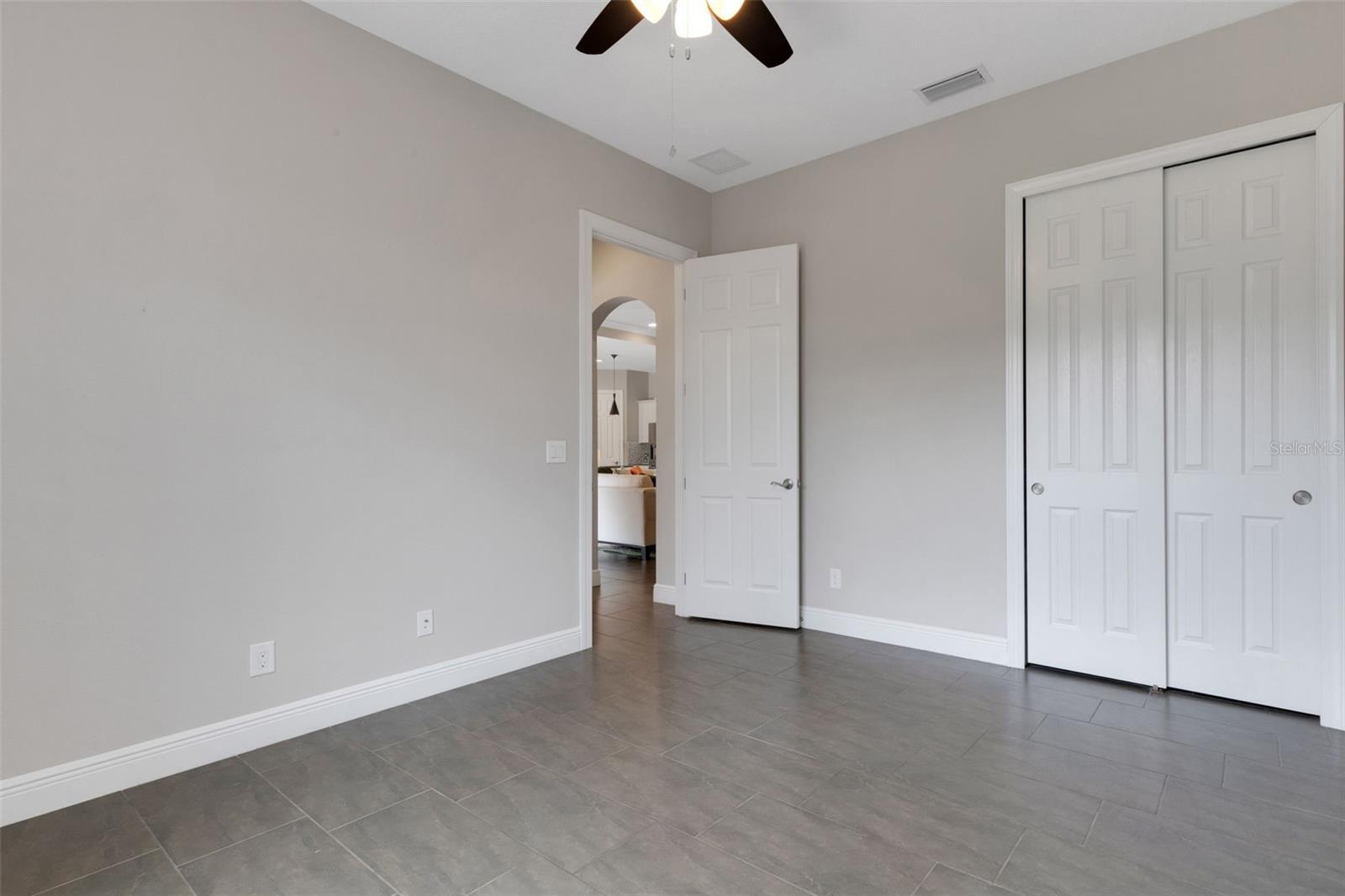 5203 LAKE OVERLOOK AVE