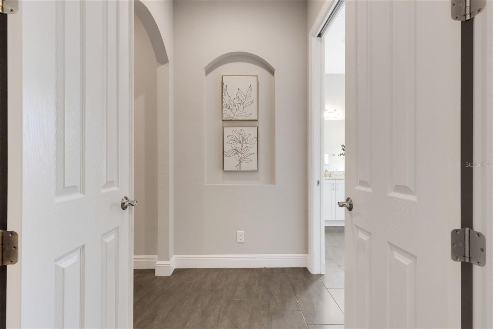 5203 LAKE OVERLOOK AVE