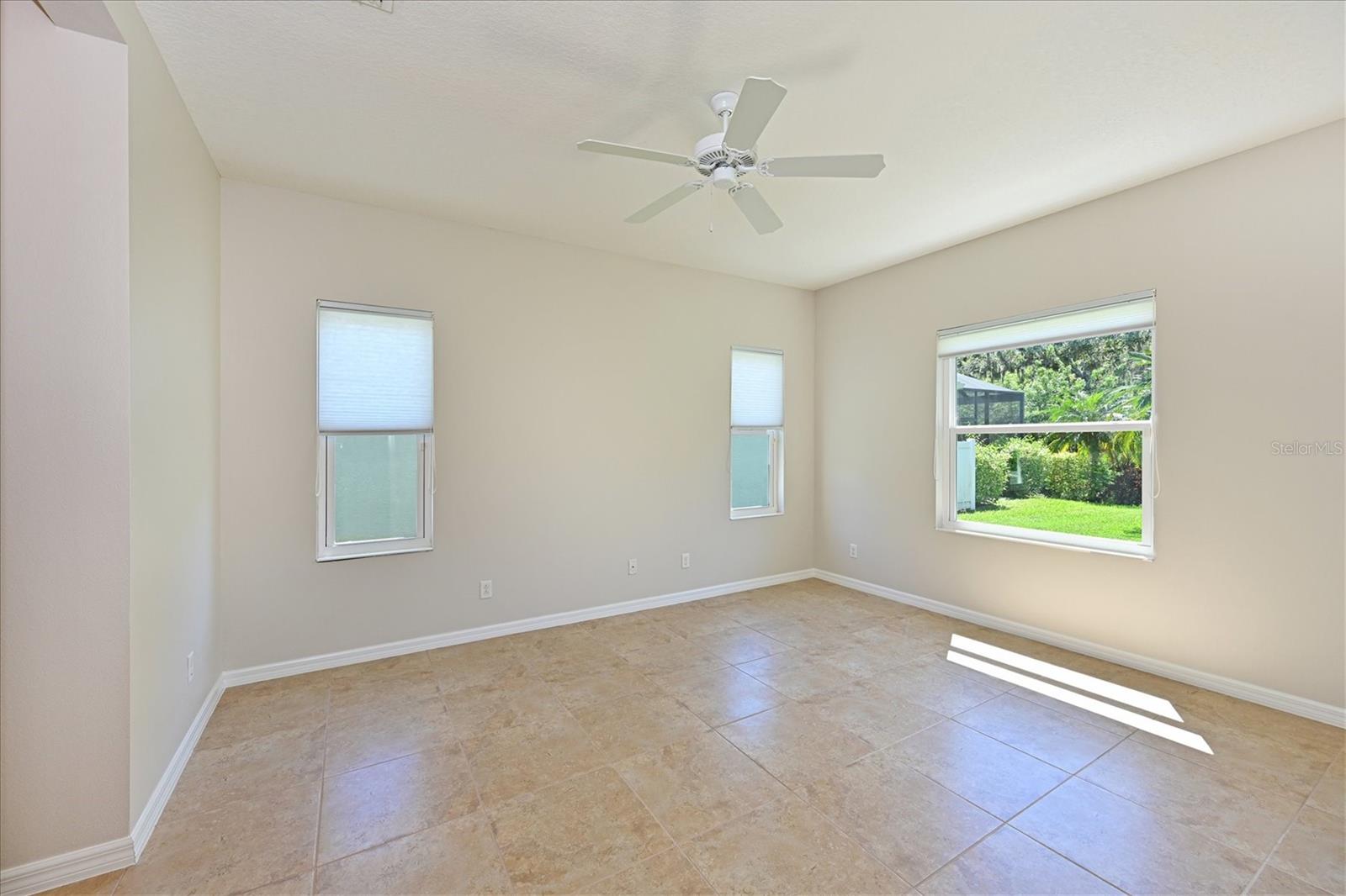 4826 LAKE BREEZE TER