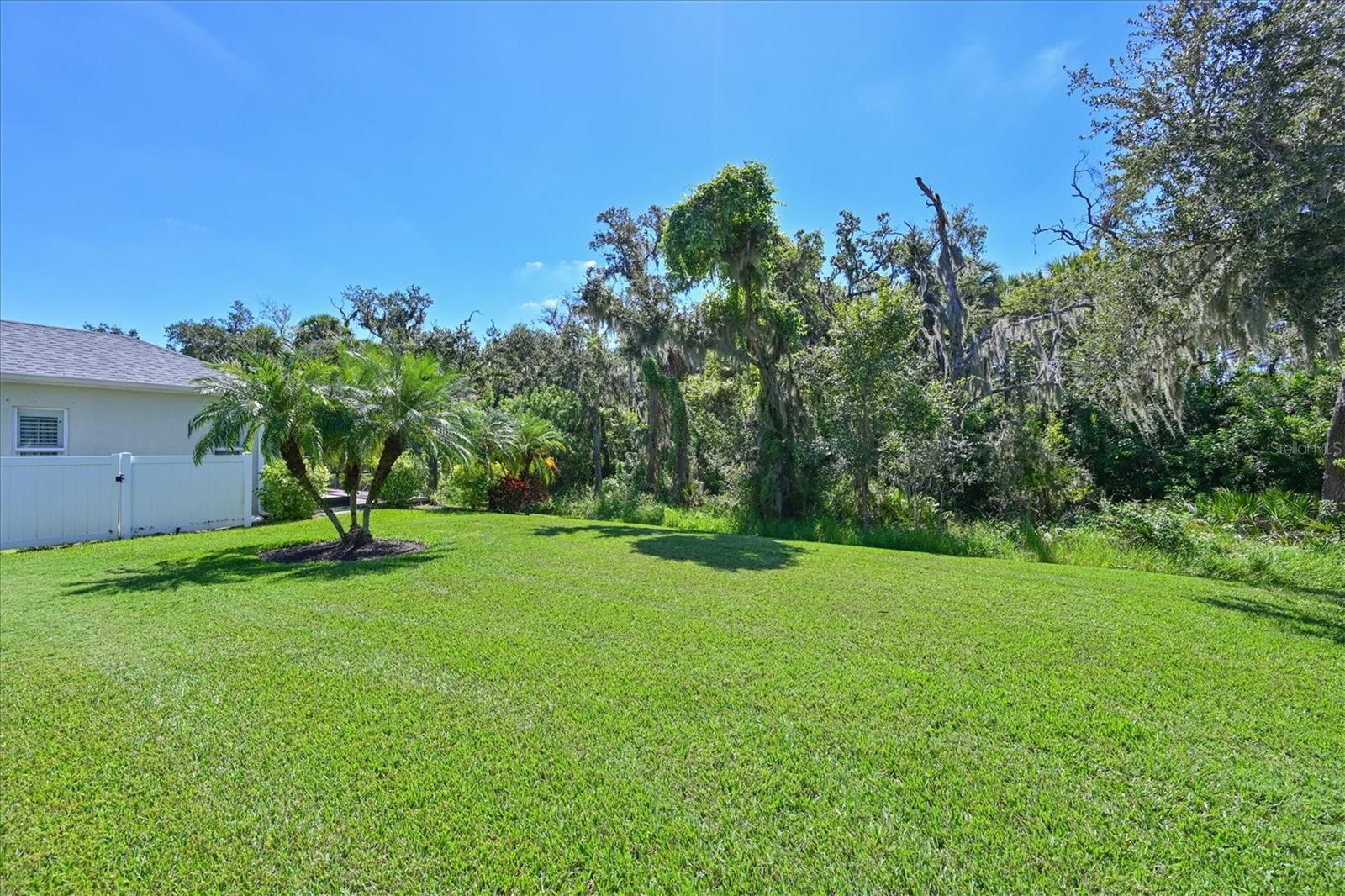 4826 LAKE BREEZE TER