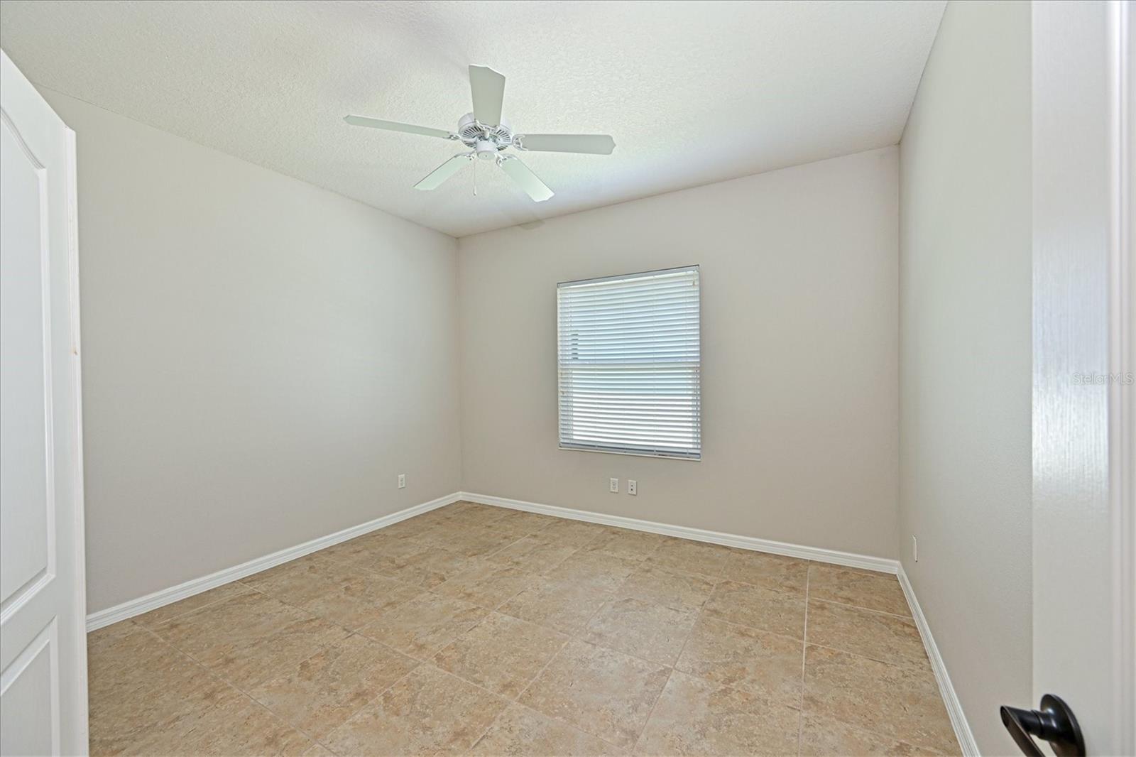 4826 LAKE BREEZE TER