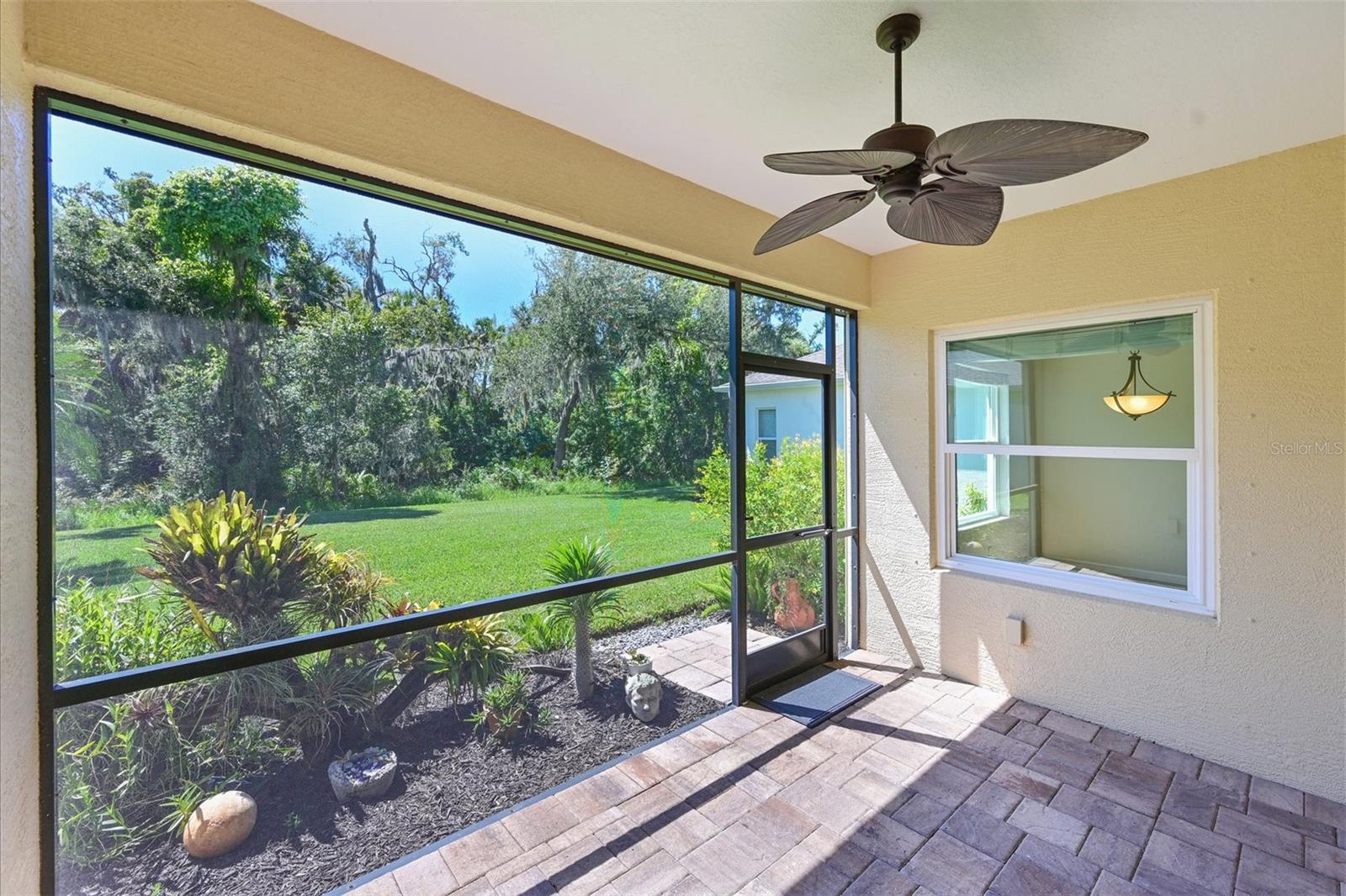 4826 LAKE BREEZE TER