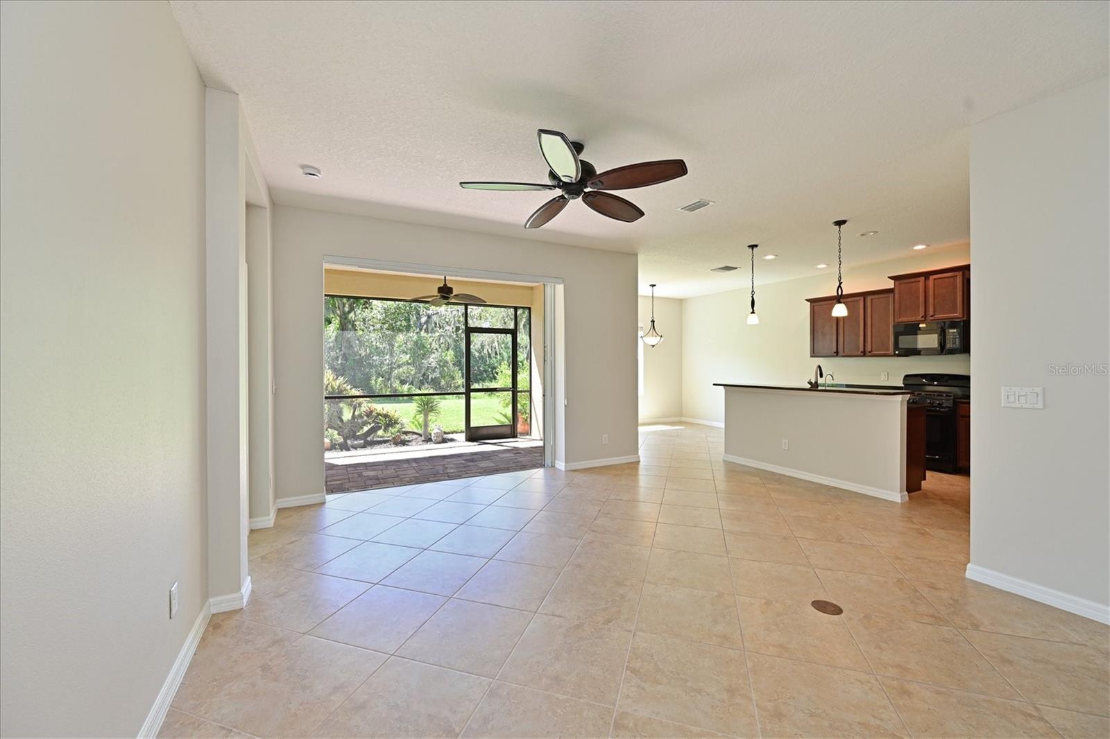 4826 LAKE BREEZE TER