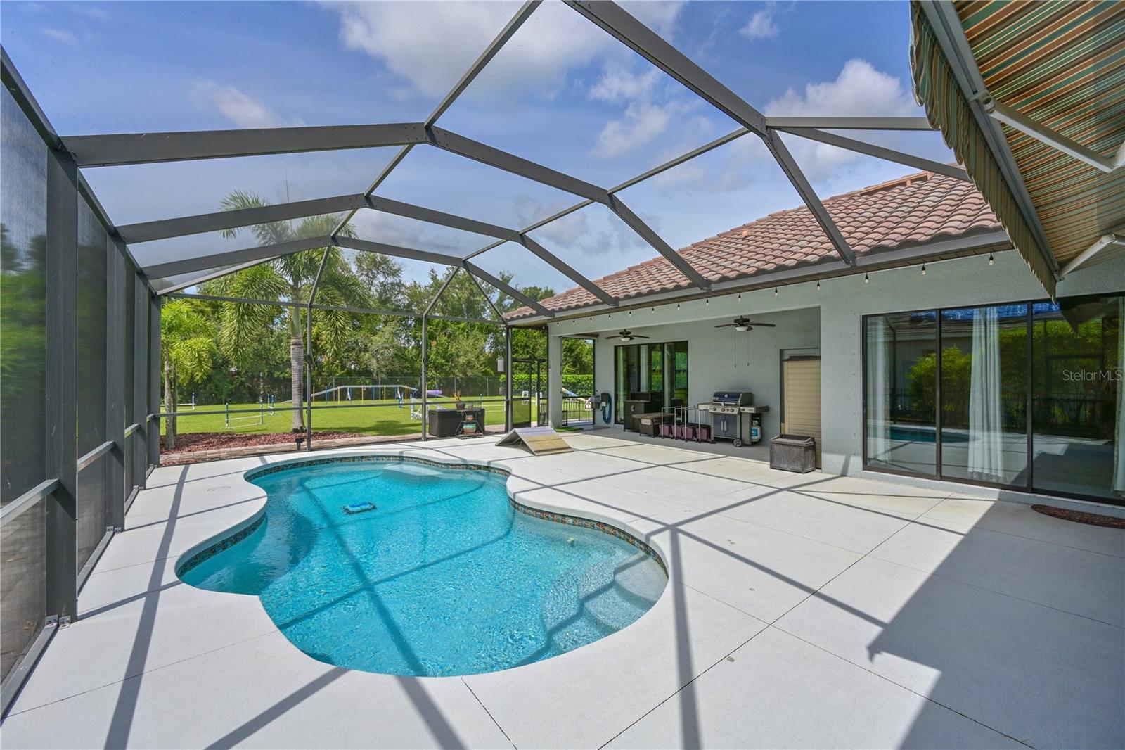 1055 145TH STREET CIR NE