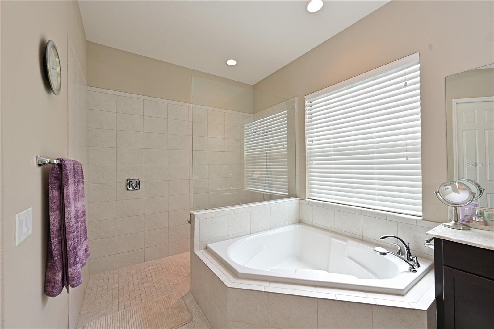 1055 145TH STREET CIR NE