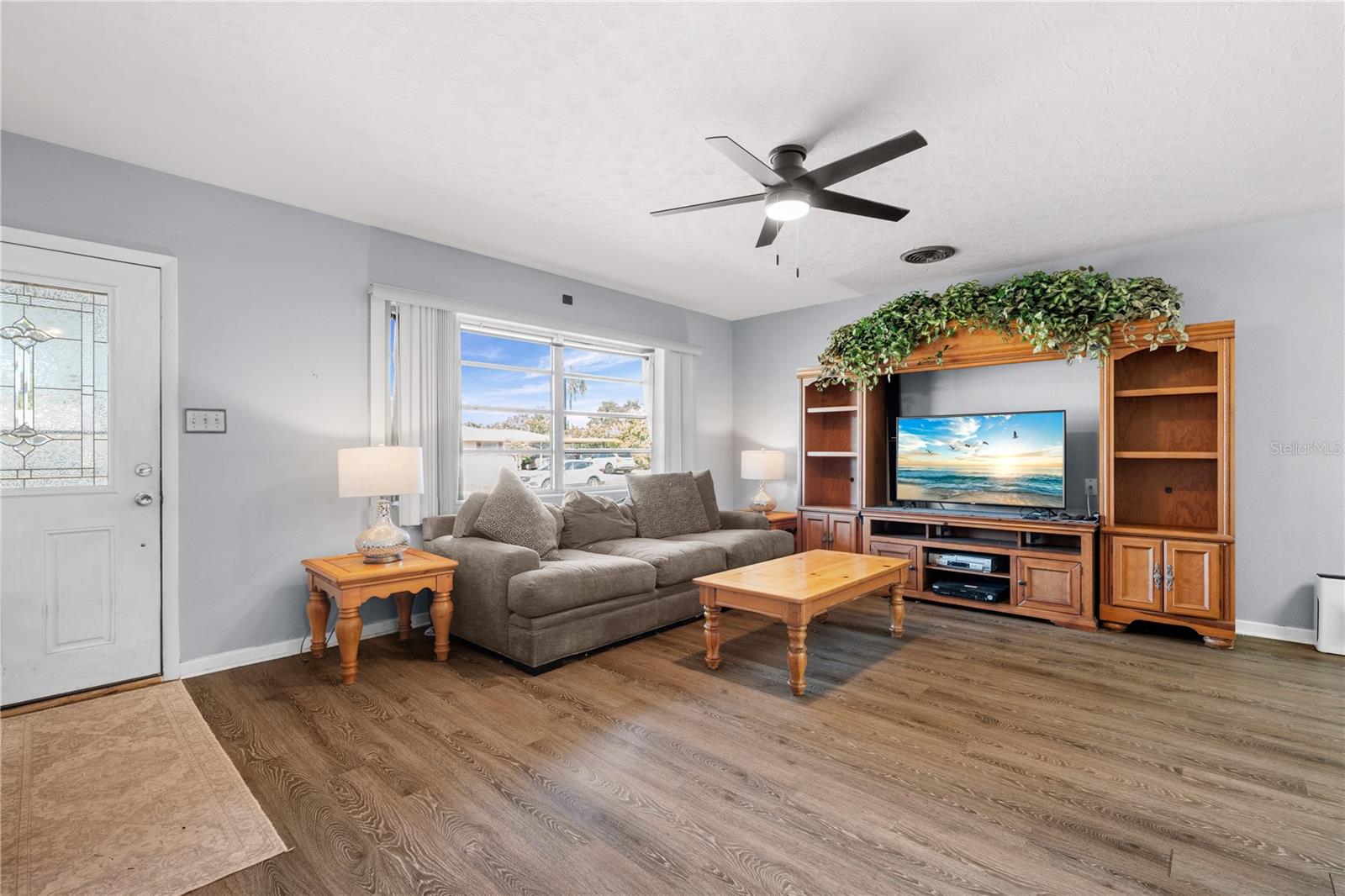 2707 27TH AVENUE DR W