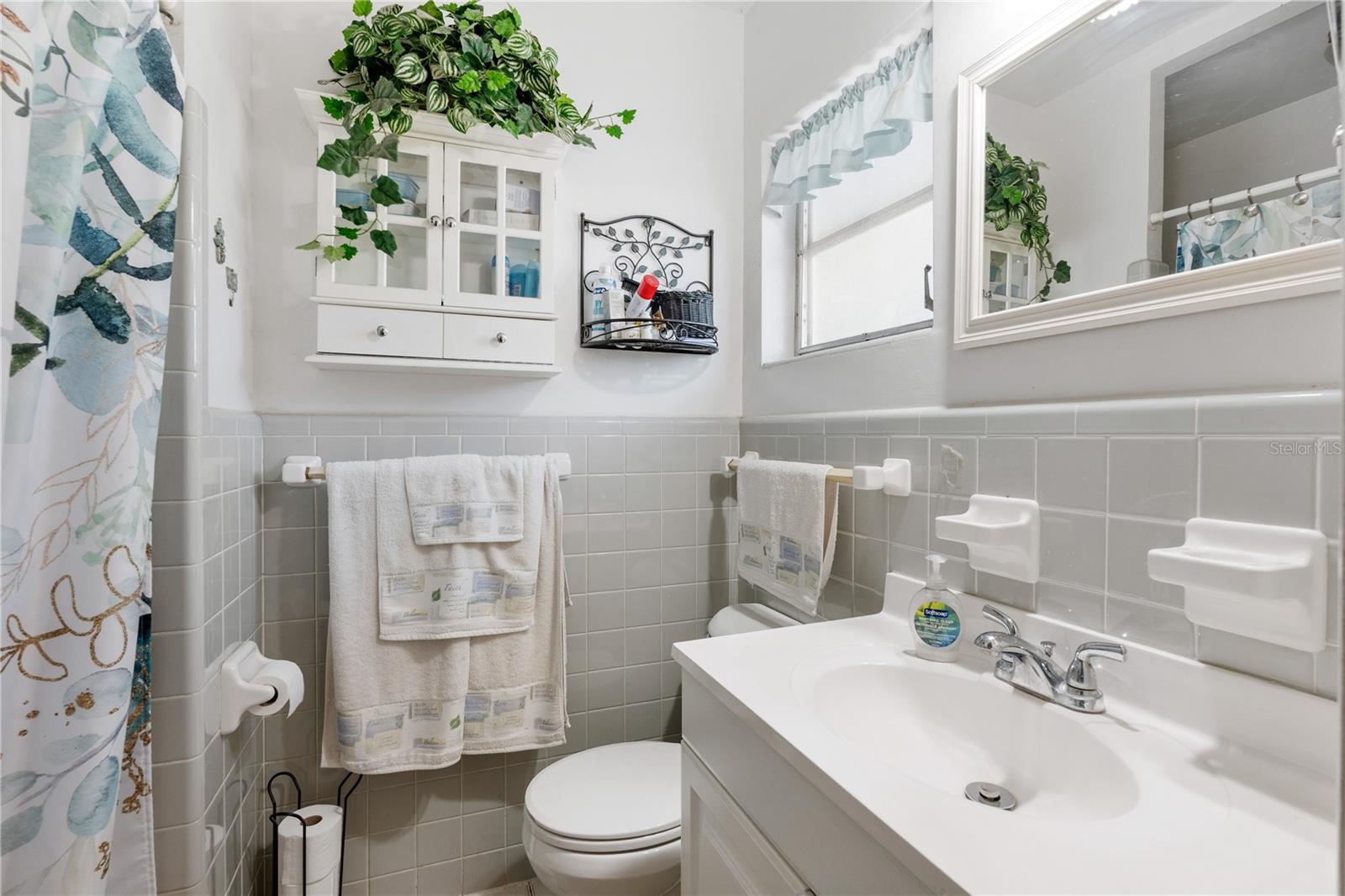 2707 27TH AVENUE DR W