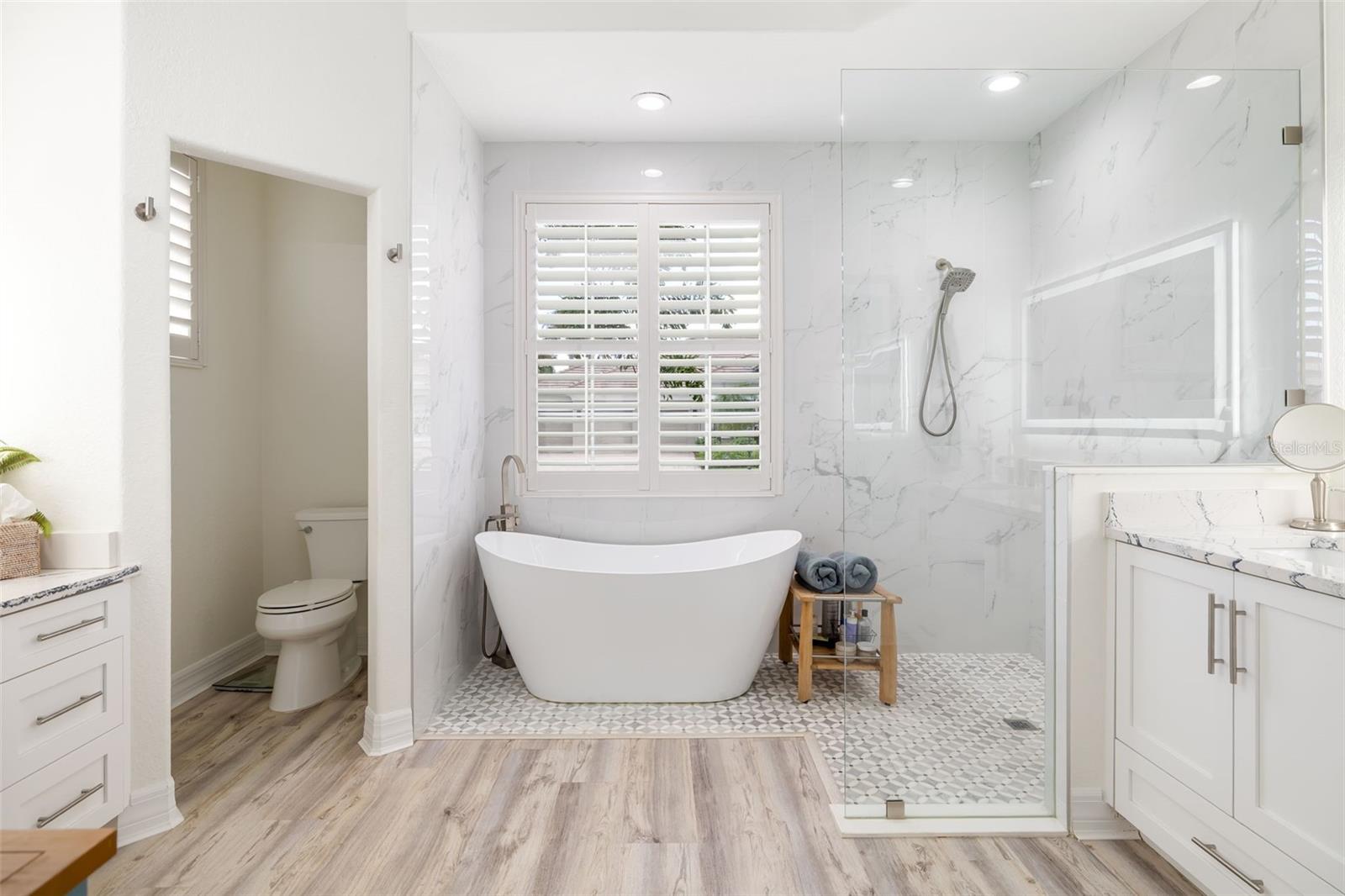 10812 WINDING STREAM WAY