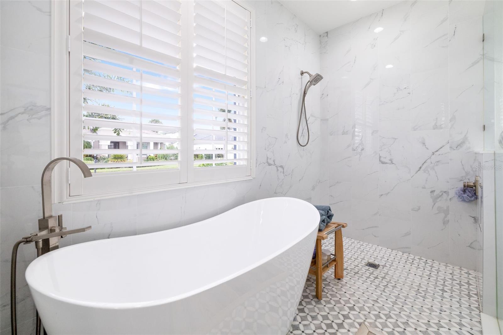 10812 WINDING STREAM WAY