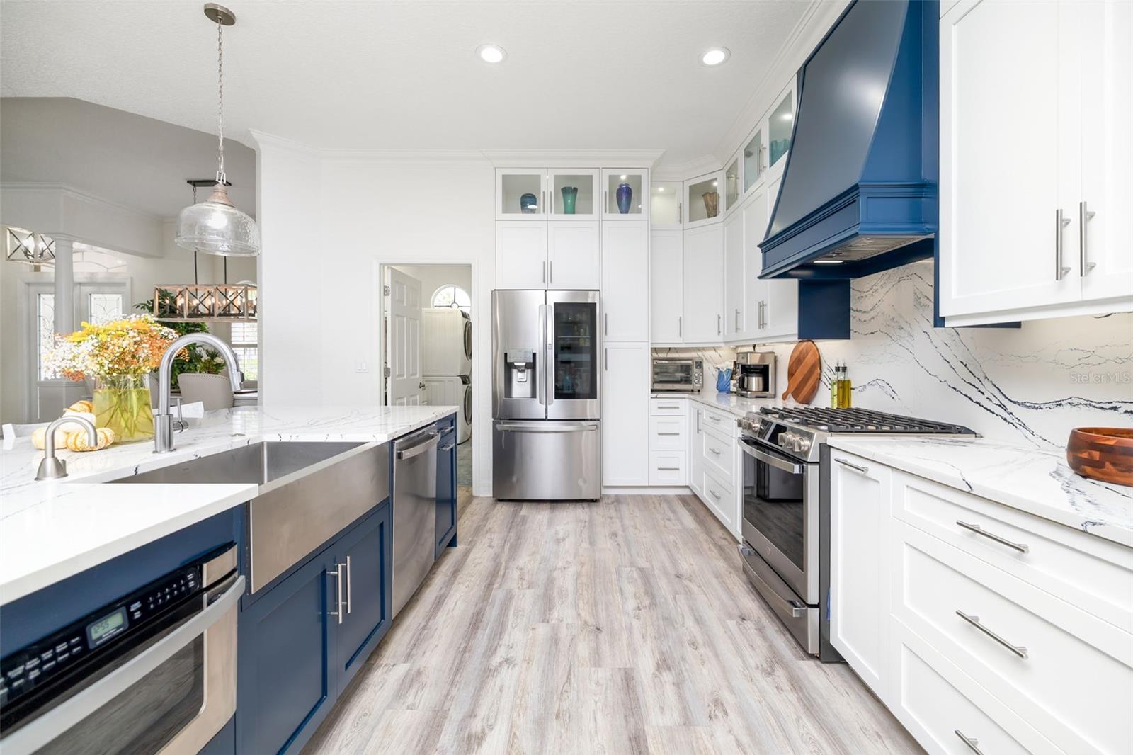 10812 WINDING STREAM WAY