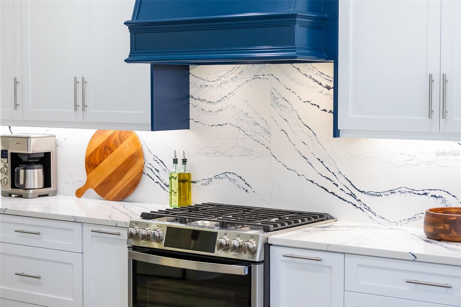 10812 WINDING STREAM WAY