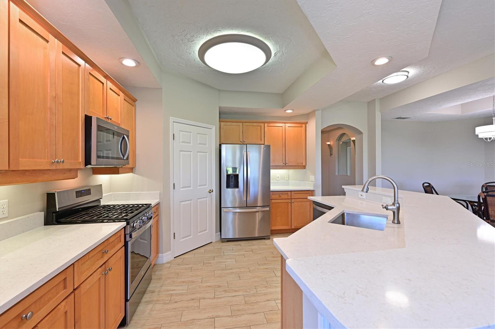 9711 SEA TURTLE TER #102