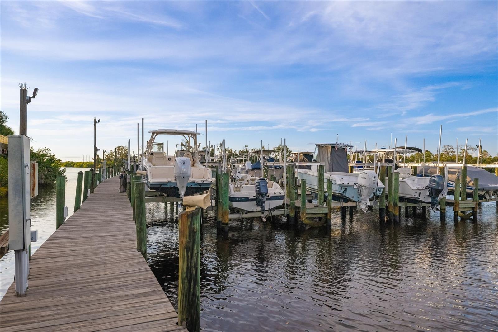 9711 SEA TURTLE TER #102