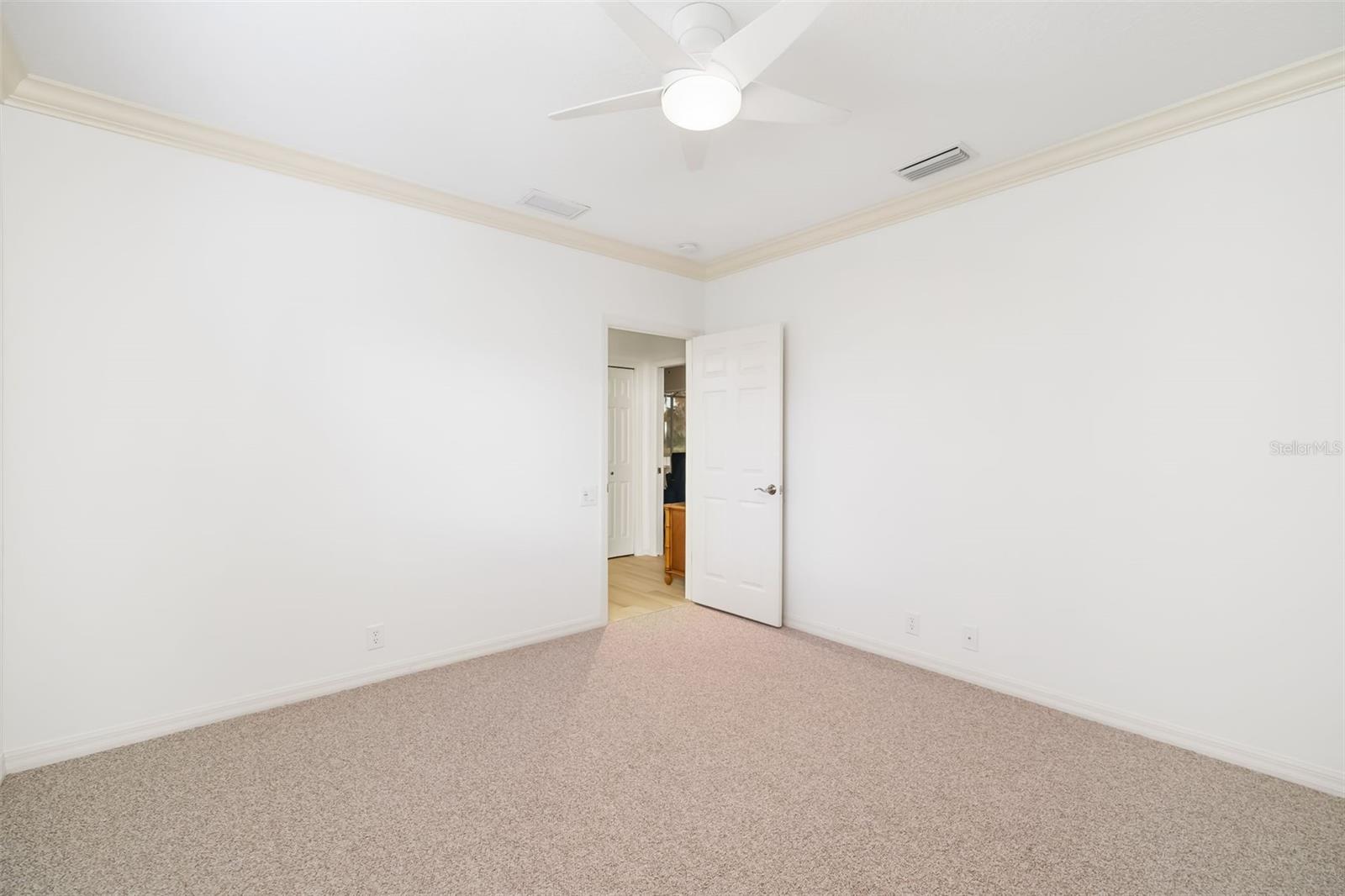 11528 SAVANNAH LAKES DR