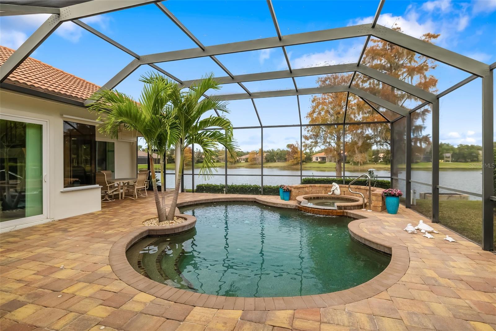 11528 SAVANNAH LAKES DR