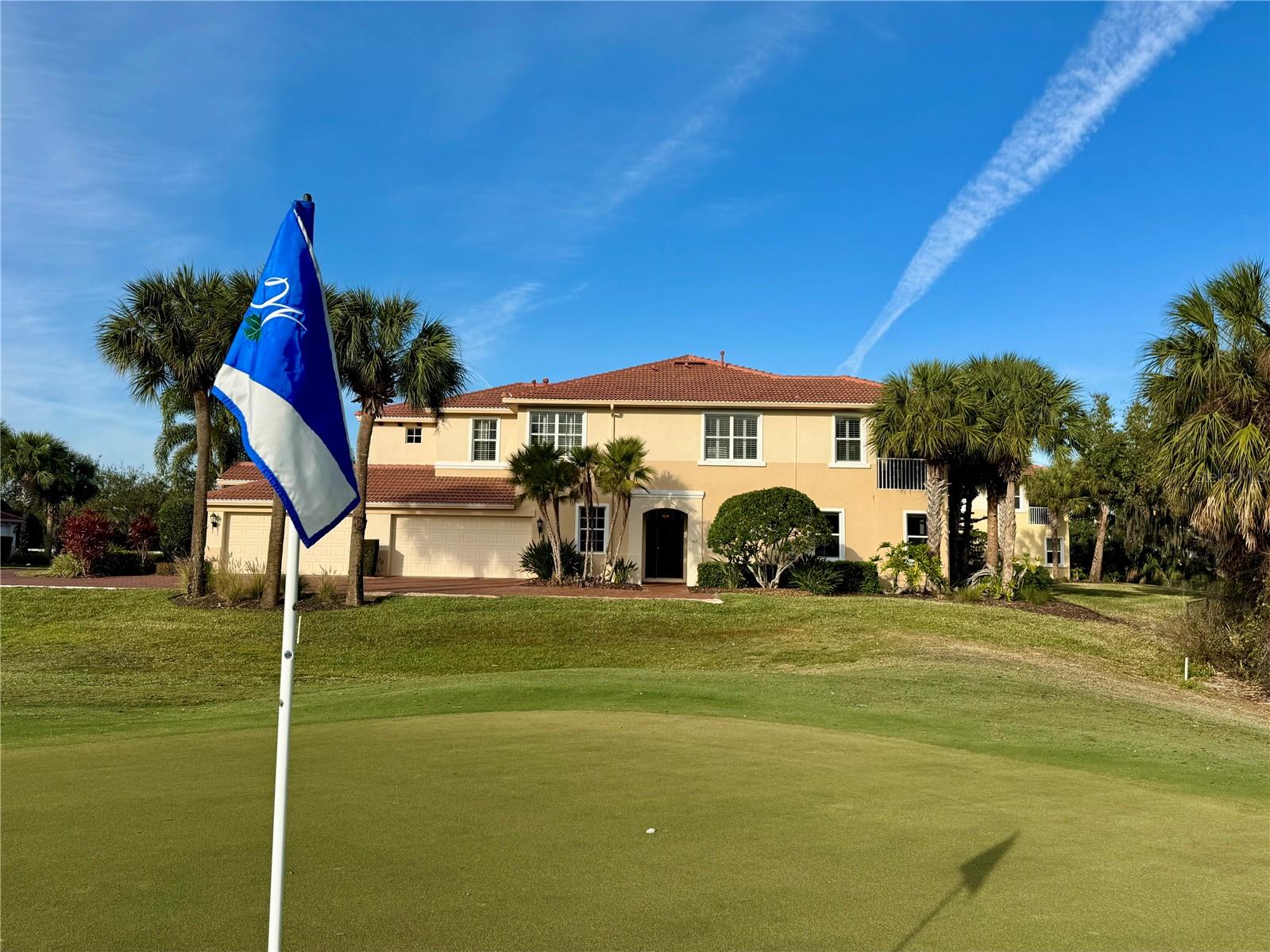 9411 DISCOVERY TER #102B