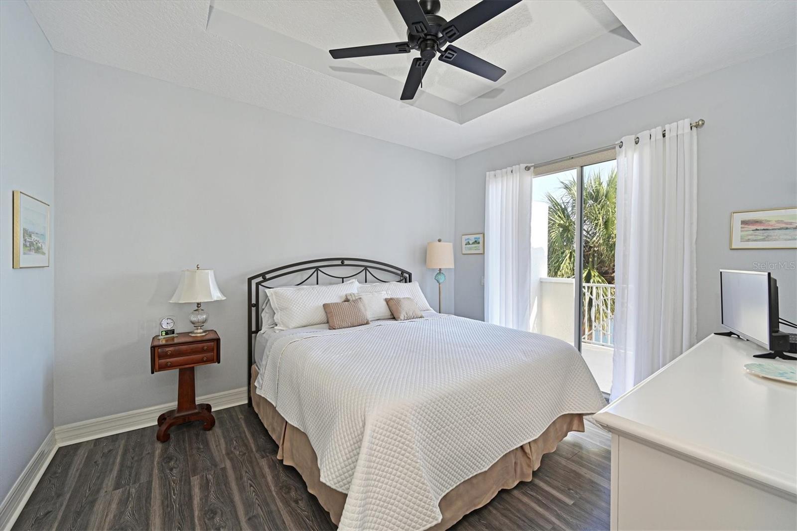 9712 SEA TURTLE TER #201