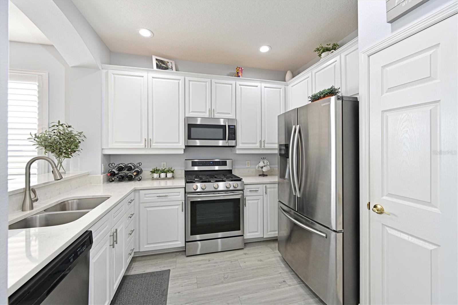 9712 SEA TURTLE TER #201