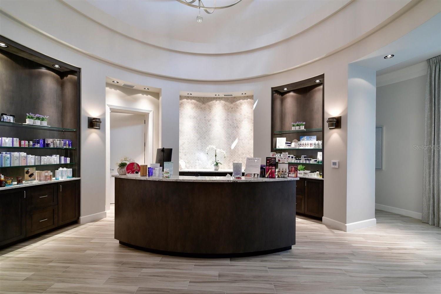 5604 PALMER CIR #206