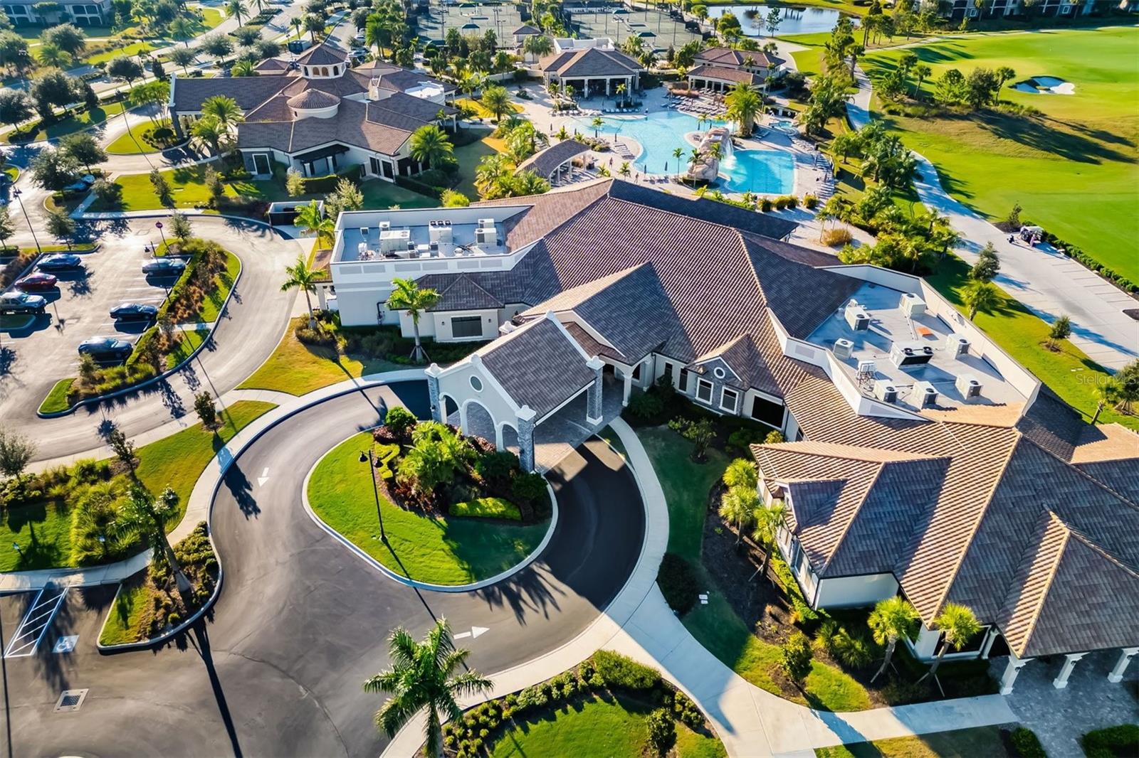 5604 PALMER CIR #206