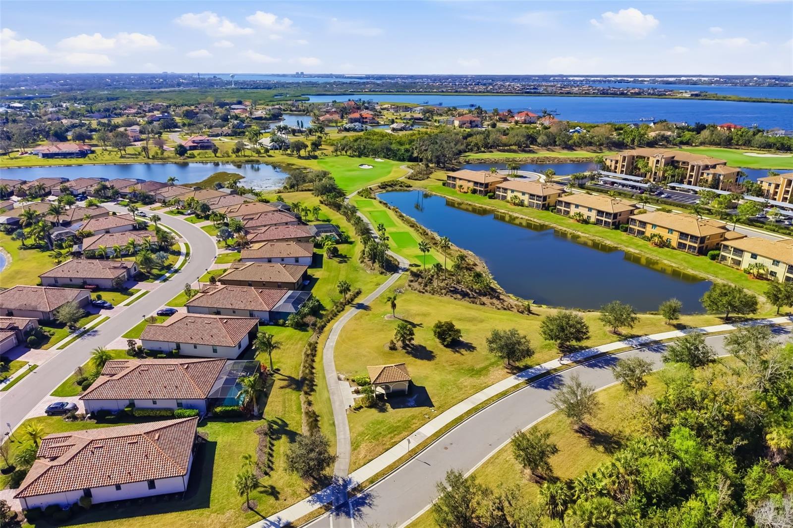 6462 WILLOWSHIRE WAY