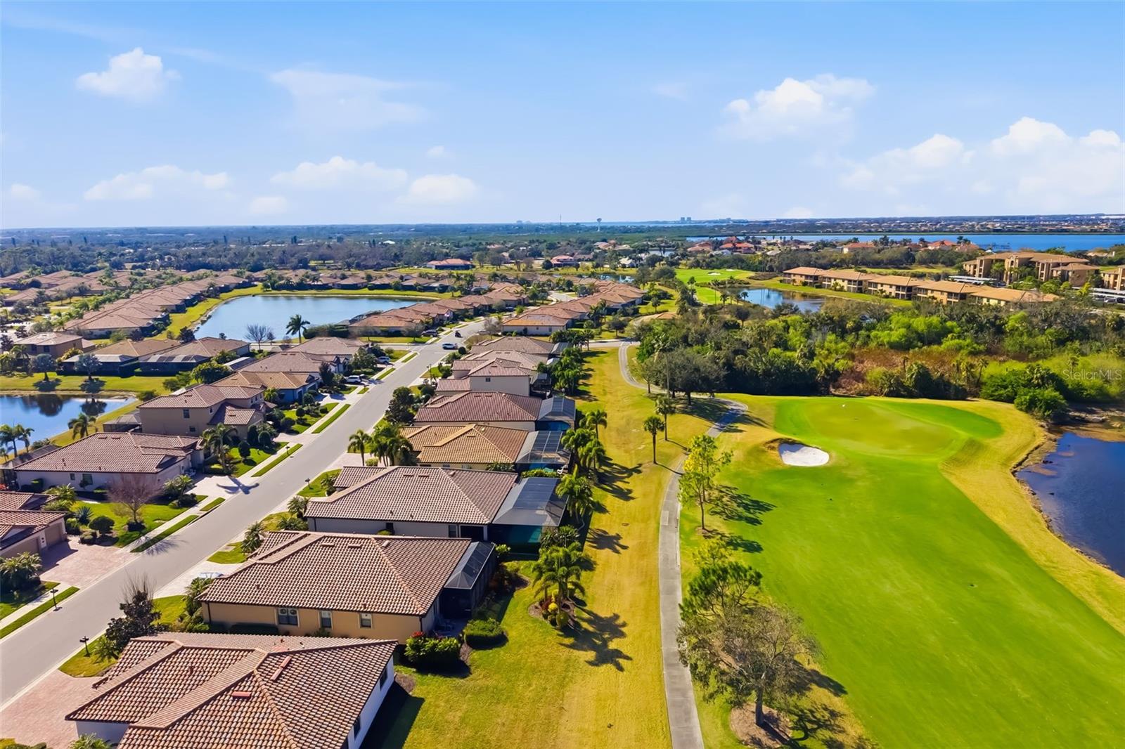 6462 WILLOWSHIRE WAY