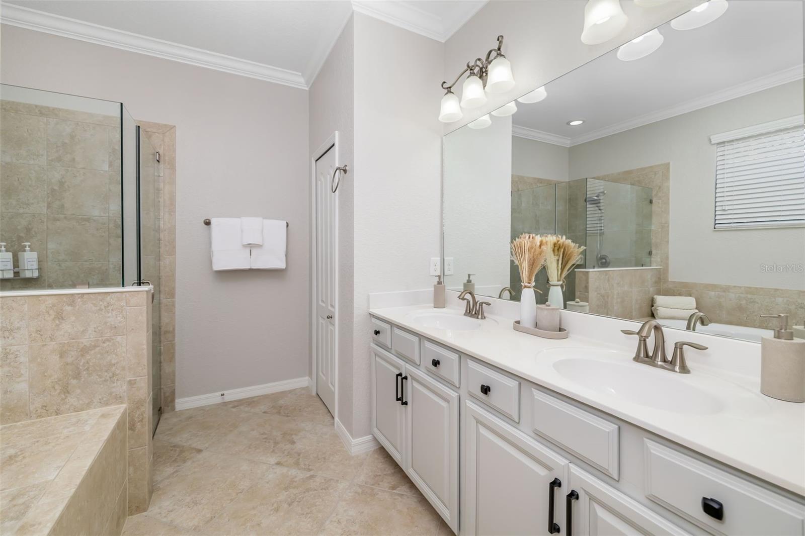 6462 WILLOWSHIRE WAY