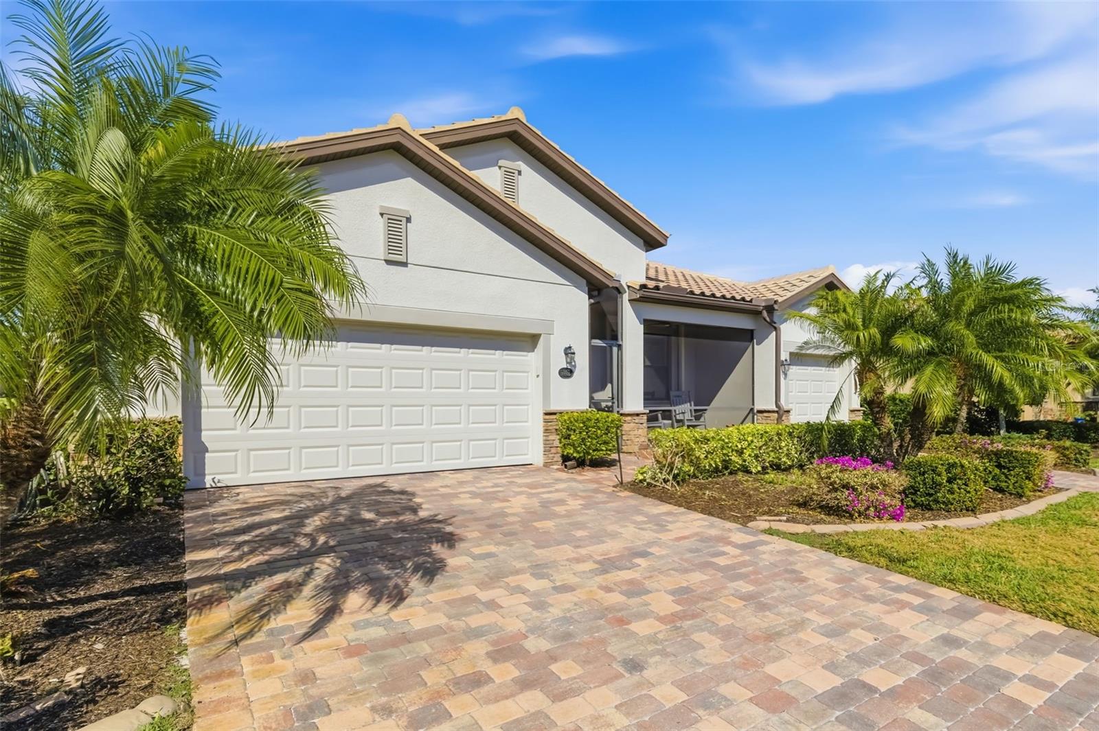 6462 WILLOWSHIRE WAY