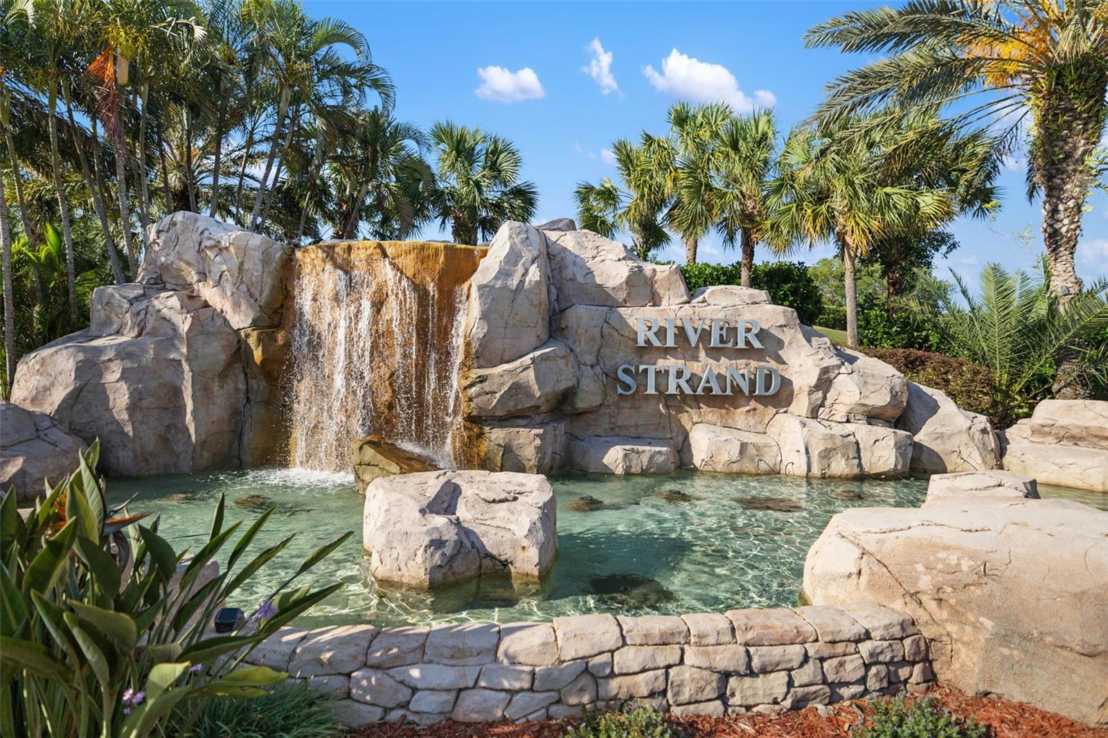 6462 WILLOWSHIRE WAY