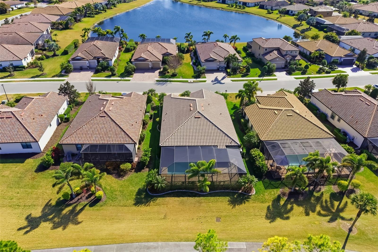 6462 WILLOWSHIRE WAY