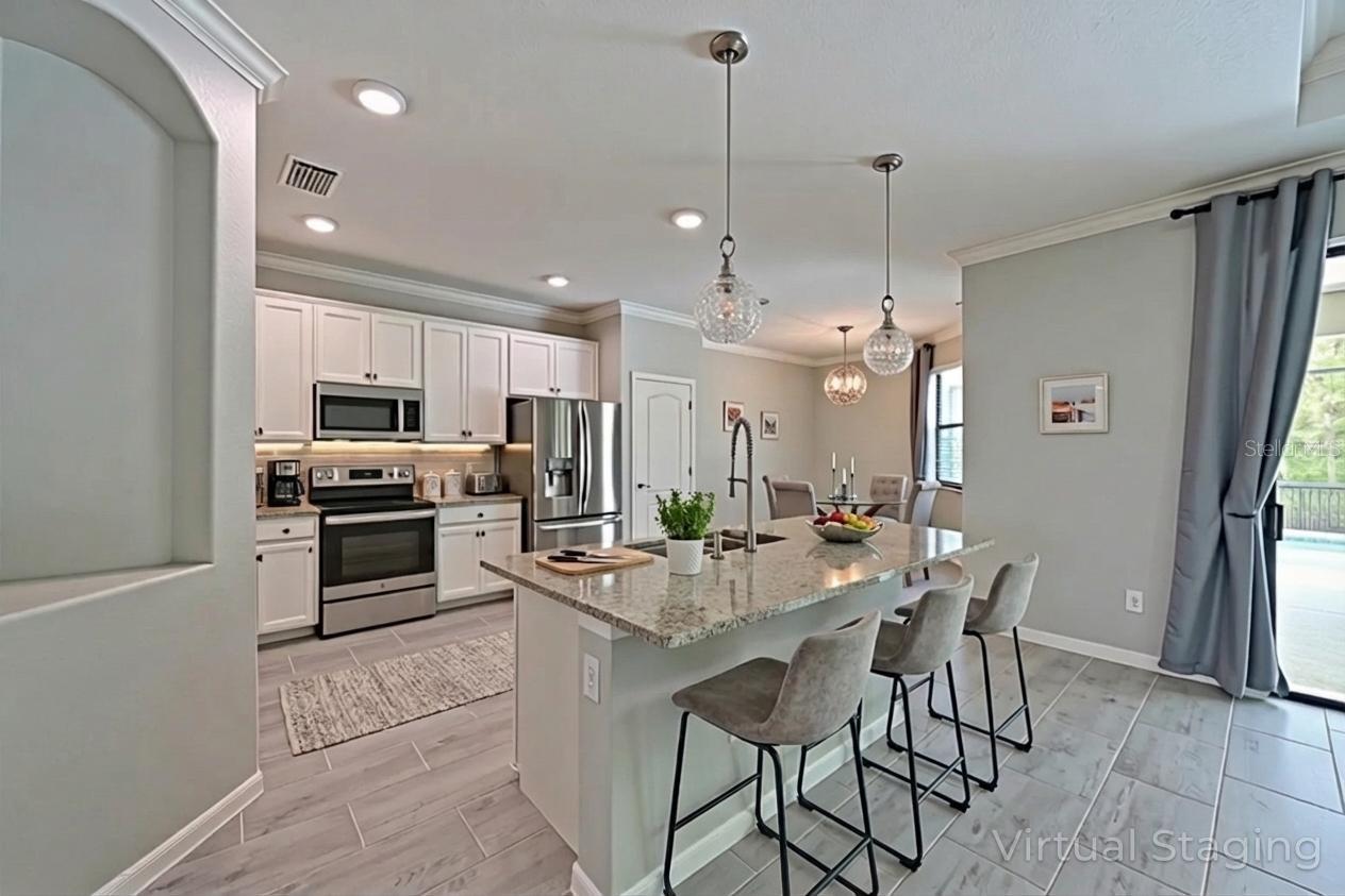706 ACACIA CT