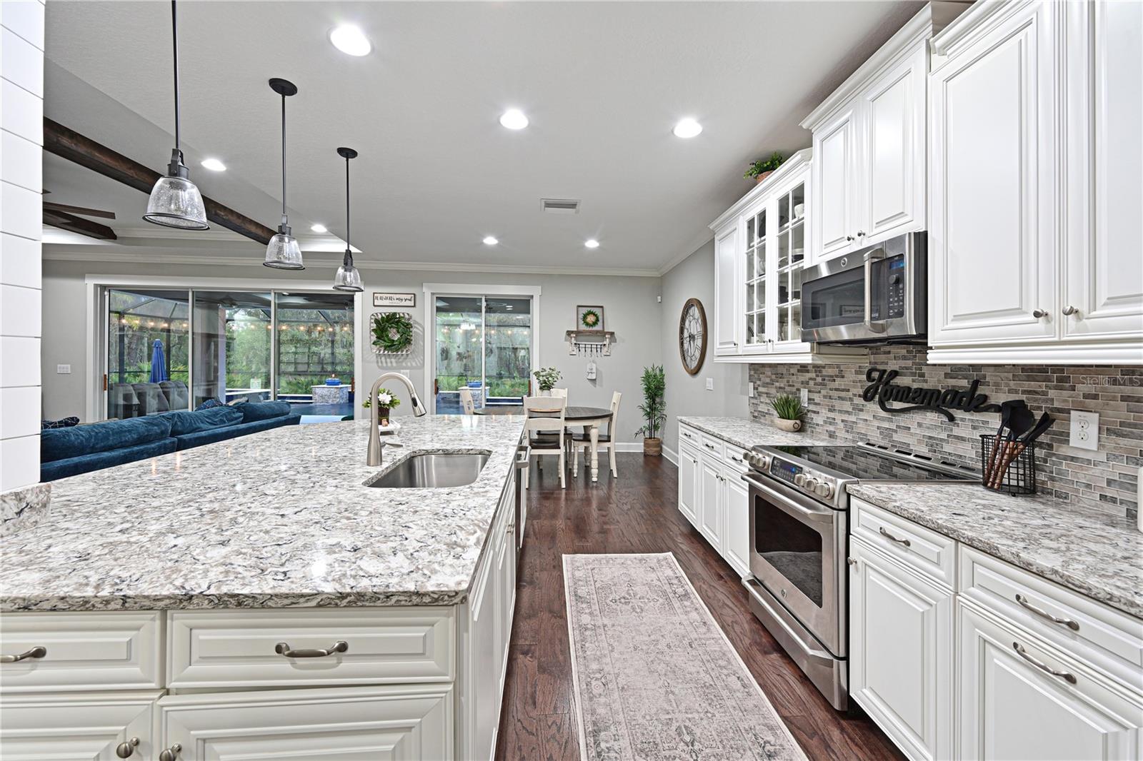 4979 60TH AVENUE CIR E