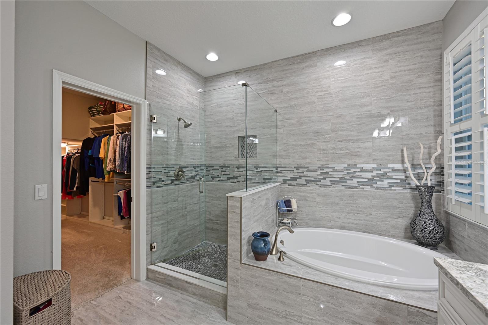 4979 60TH AVENUE CIR E