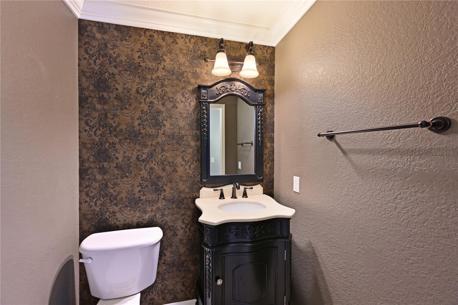 210 WINDING RIVER TRL