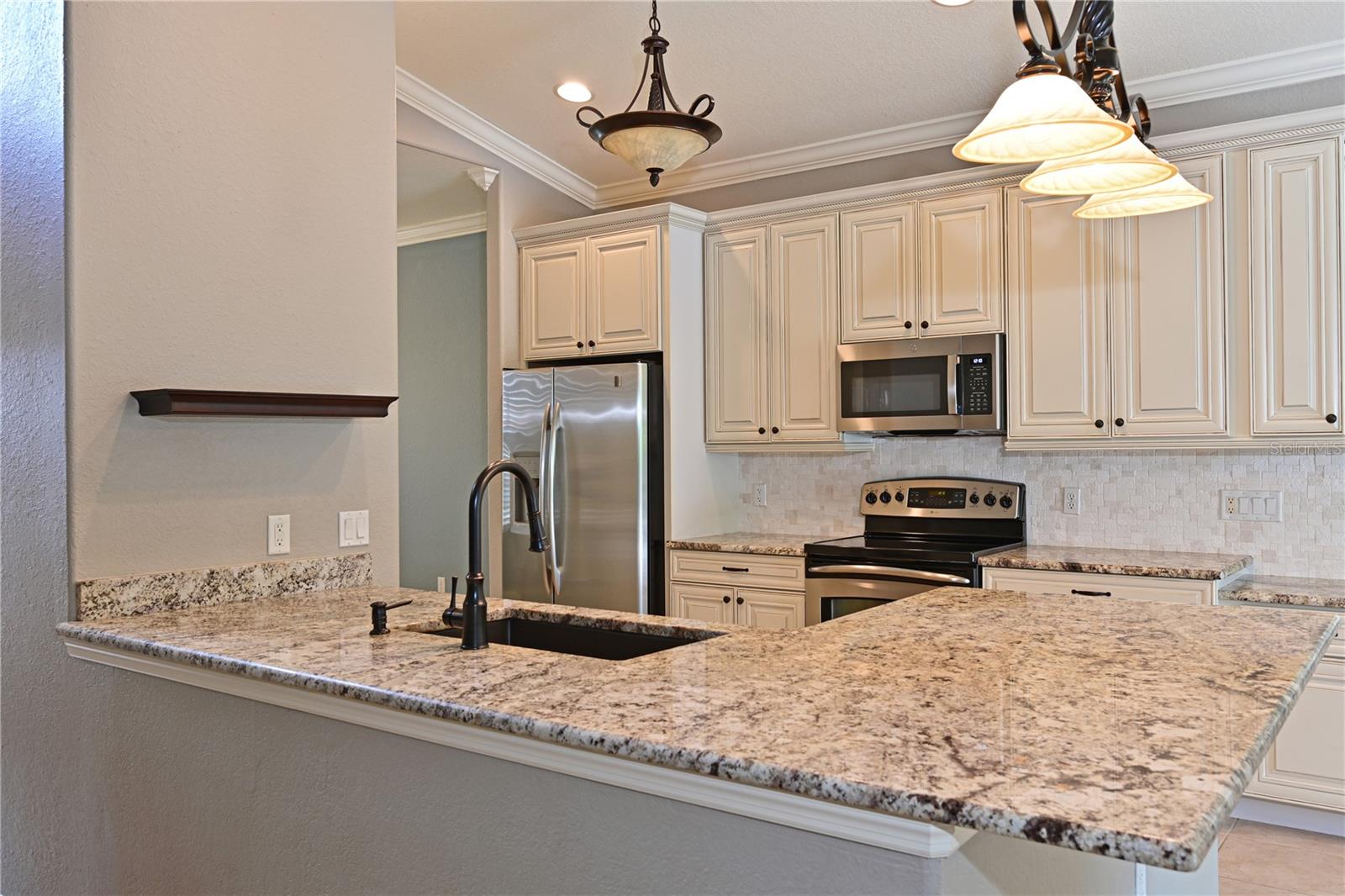 210 WINDING RIVER TRL