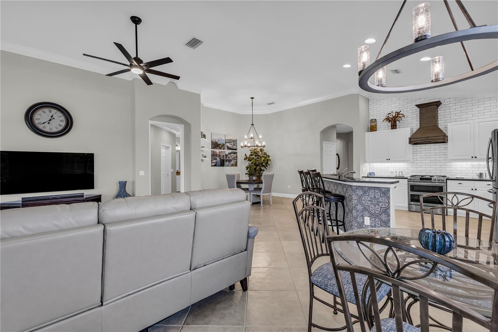 927 RIVER BASIN CT #201C