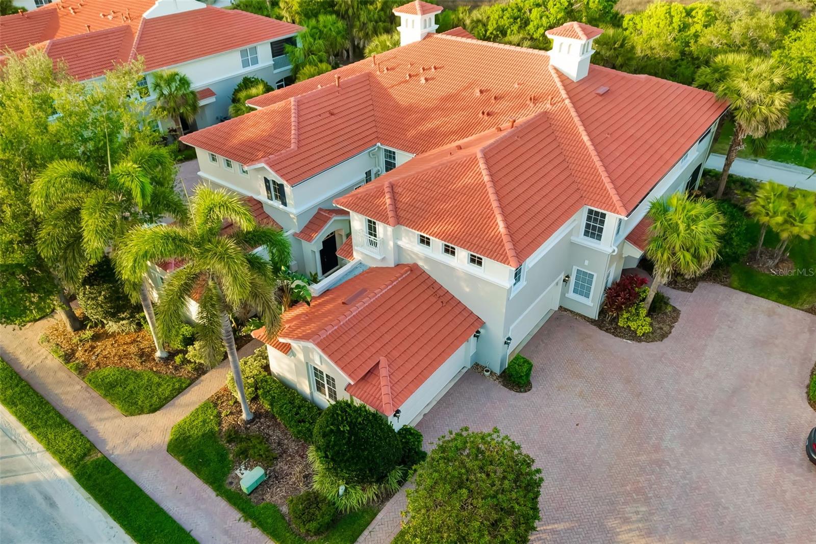 927 RIVER BASIN CT #201C