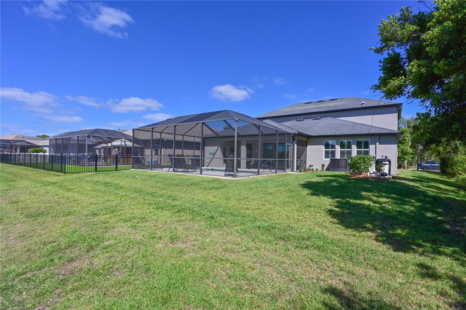 4946 60TH AVENUE CIR E