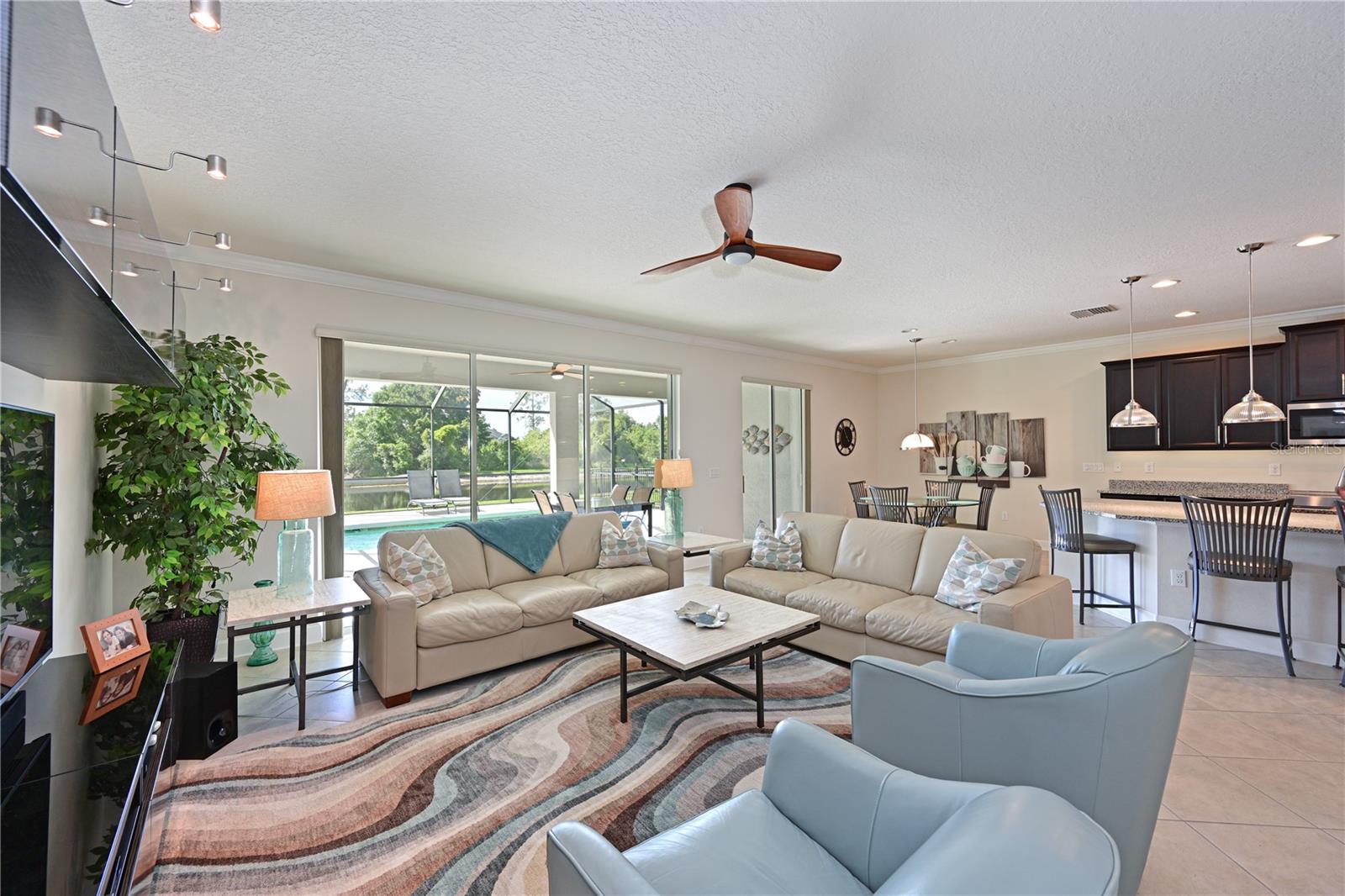 4946 60TH AVENUE CIR E