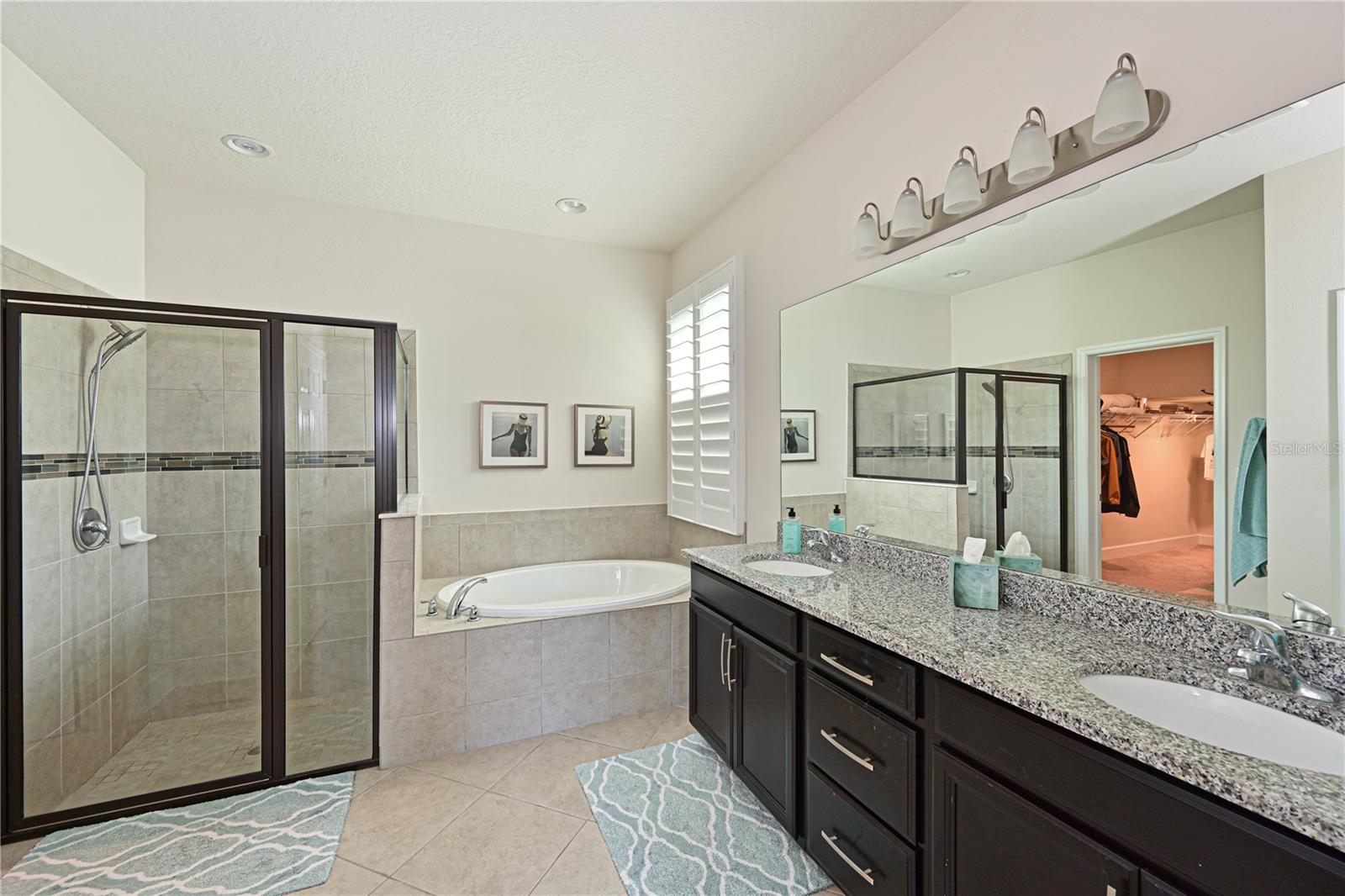 4946 60TH AVENUE CIR E