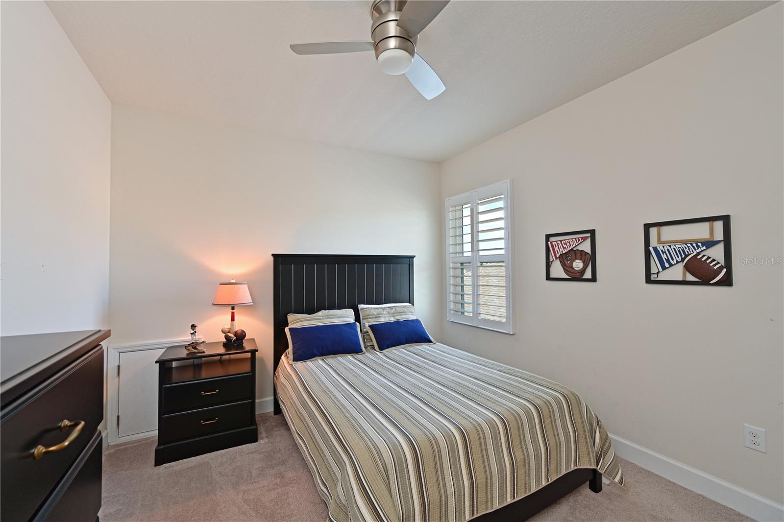 4946 60TH AVENUE CIR E