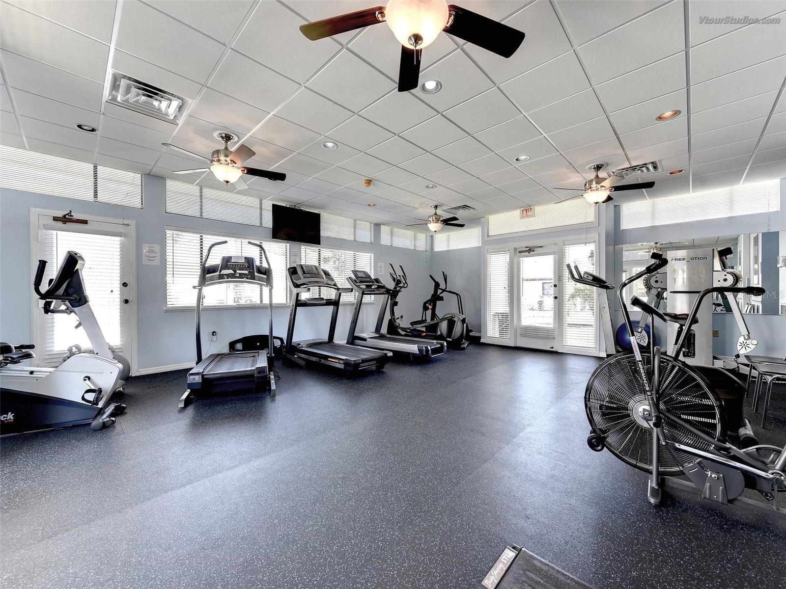 3168 WILLOW SPRINGS CIR