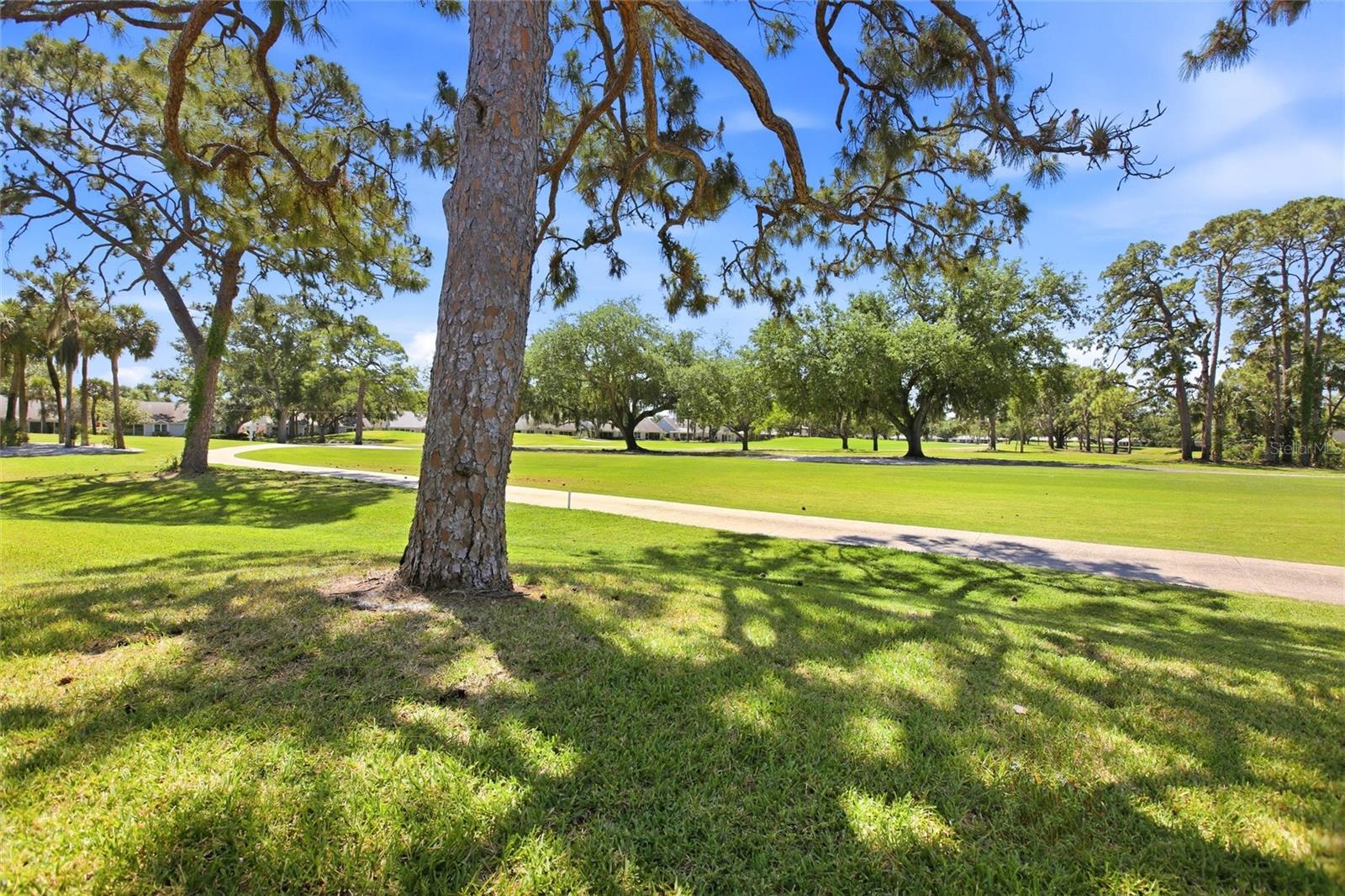 5576 COUNTRY CLUB WAY #5576